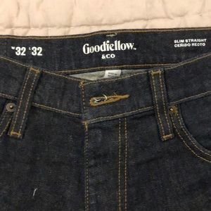 Men’s dark wash jeans